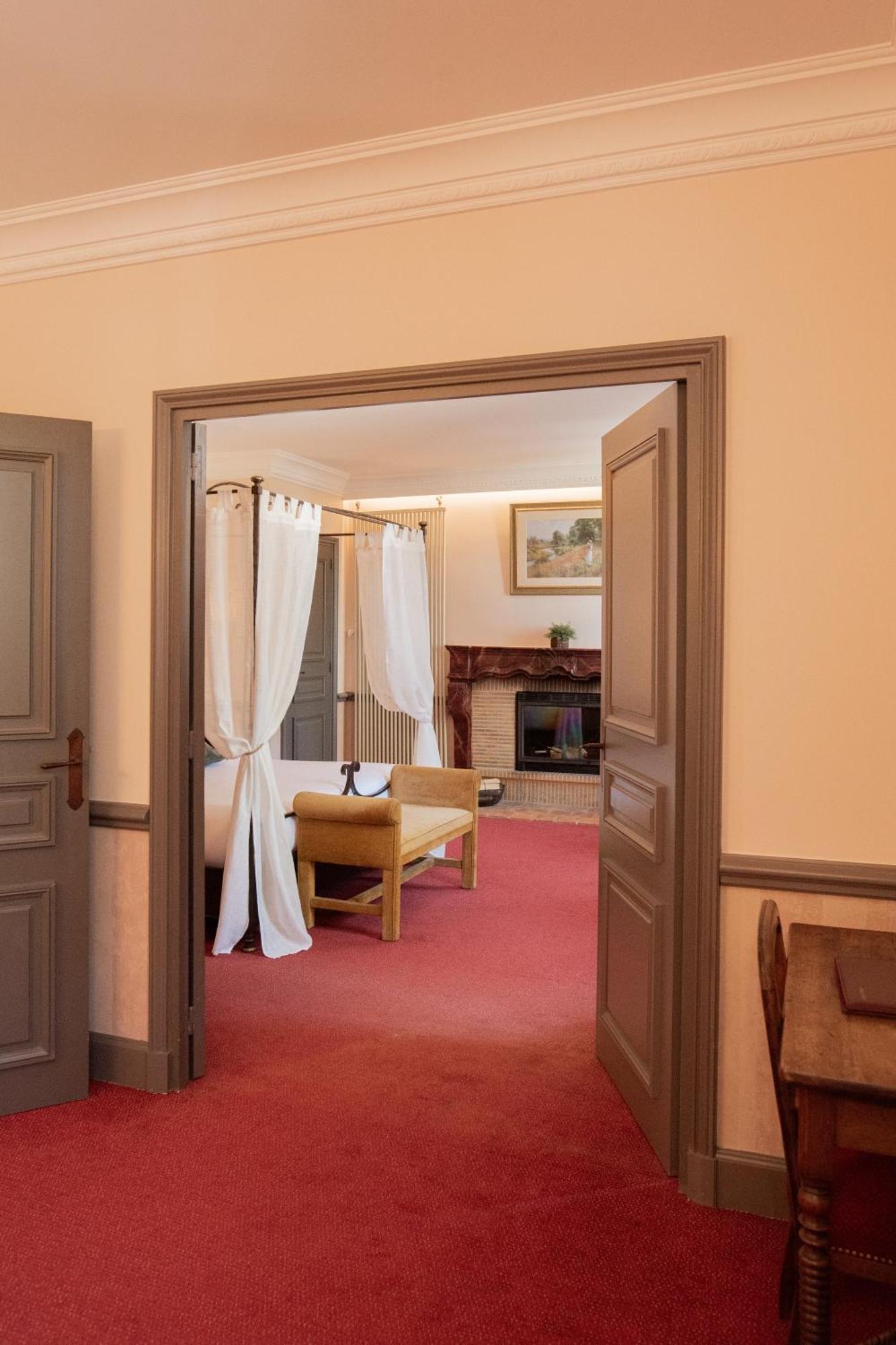 Chateau Des Comtes De Challes Εξωτερικό φωτογραφία